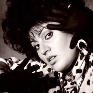 Ирина Отиева, Жанна Рождественская - Последняя поэма (из к/ф Вам и не снилось)