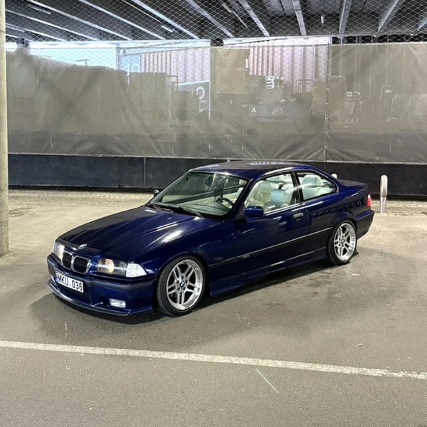 525D - Jump